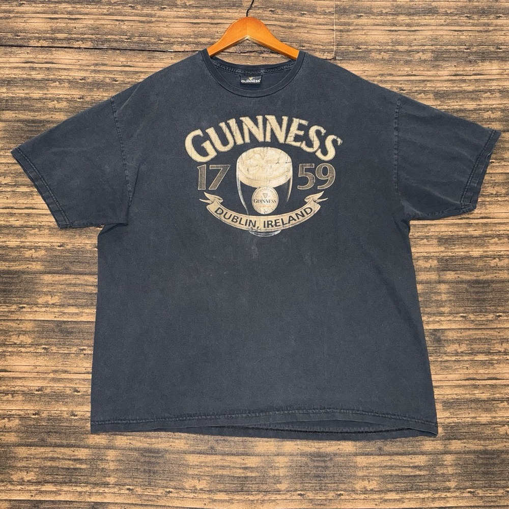 Official Guinness Ireland Beer Graphic T-Shirt Distressed Black Men's Size 2XL